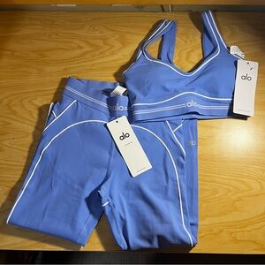 ALO Yoga Women's Blue Leggings Set